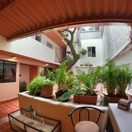 Casa Primavera Hostal Medellin Exterior photo